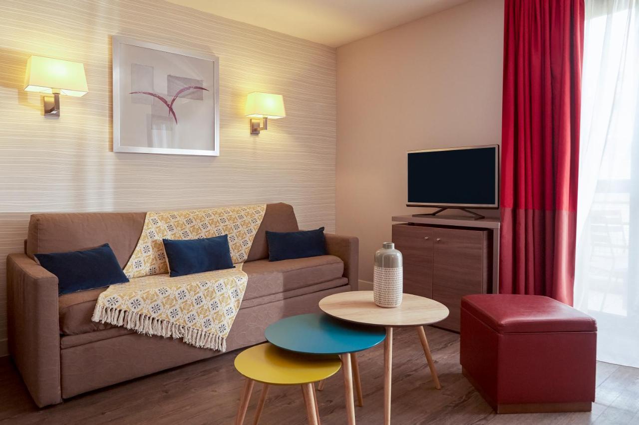 Adagio Centre 4*